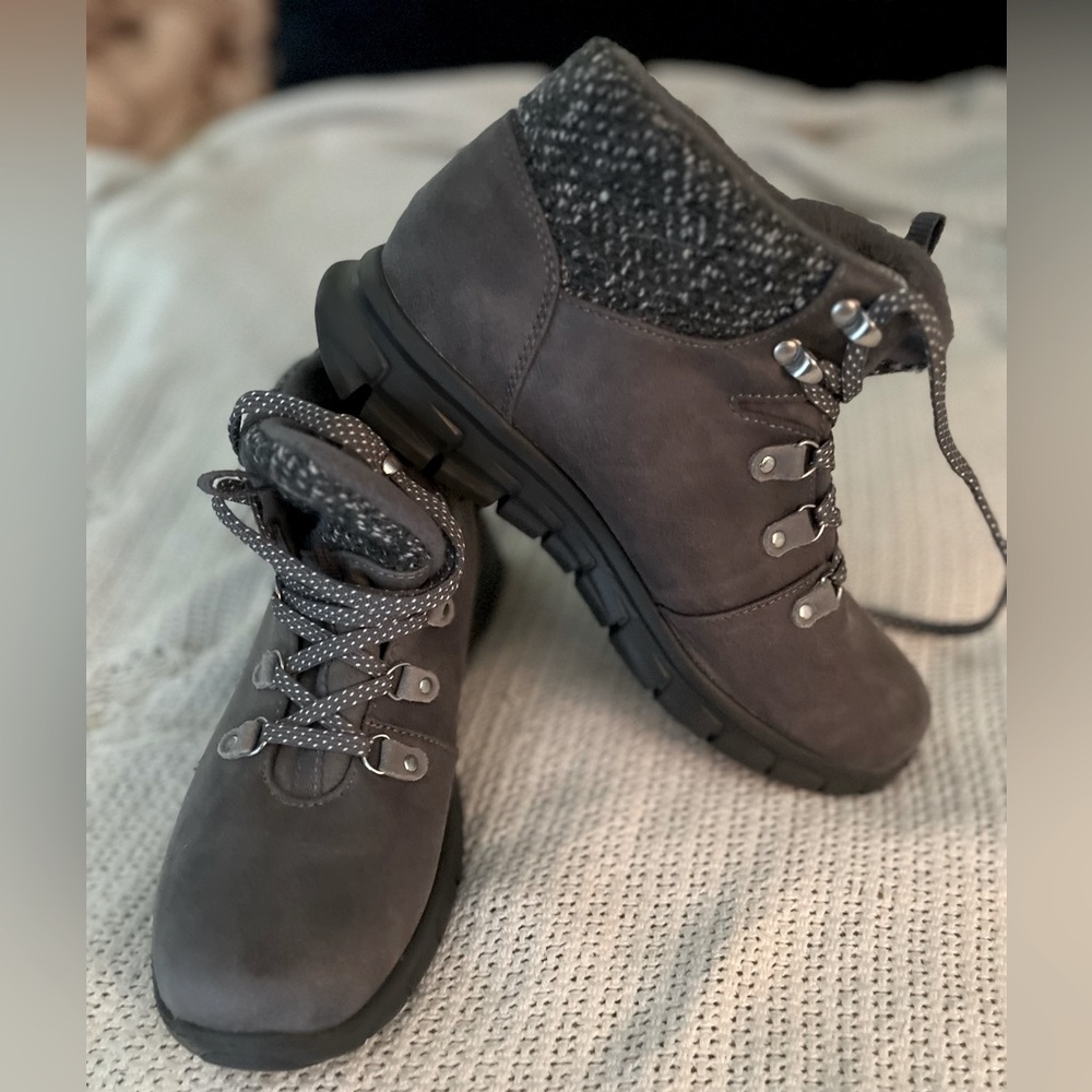 Skechers Boots